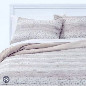 Threshold faux fur comforter set snow leopard king